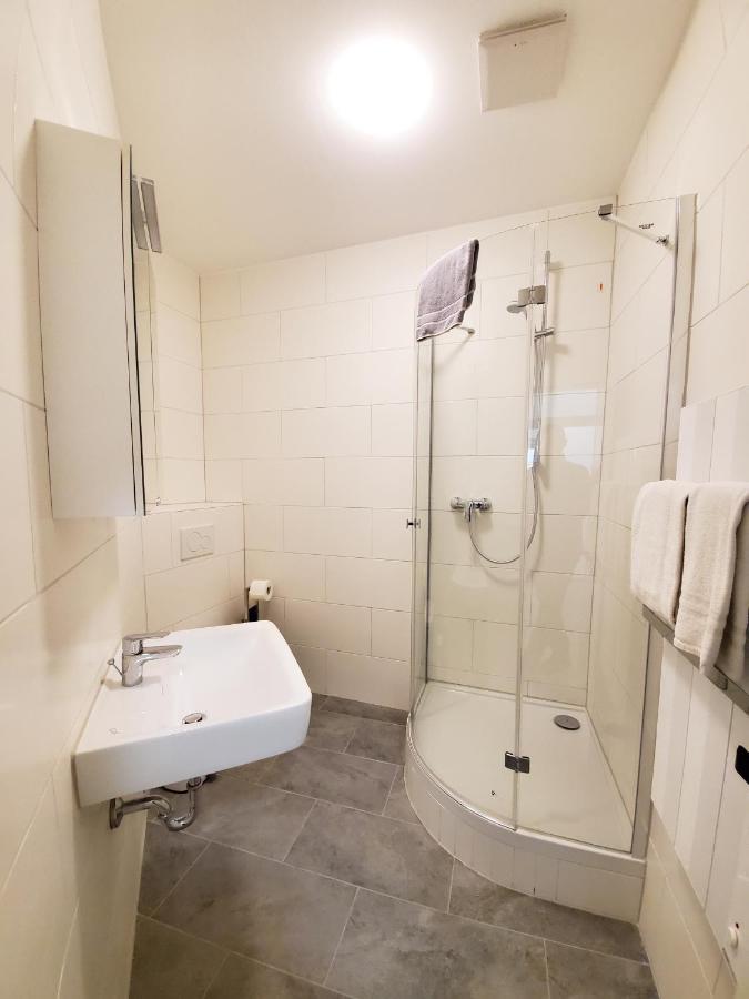 Zimmervermietung Sanderstrasse Apartment